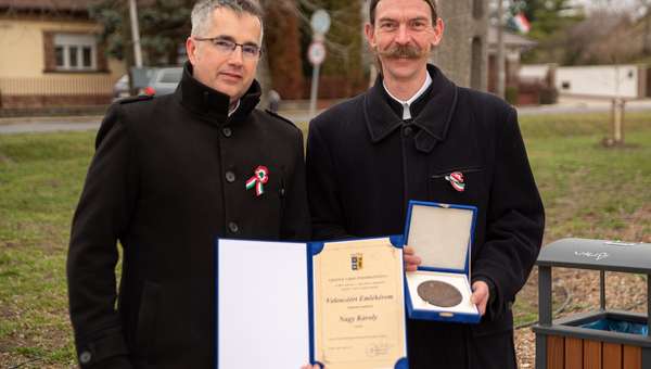Tartalom borítóképe